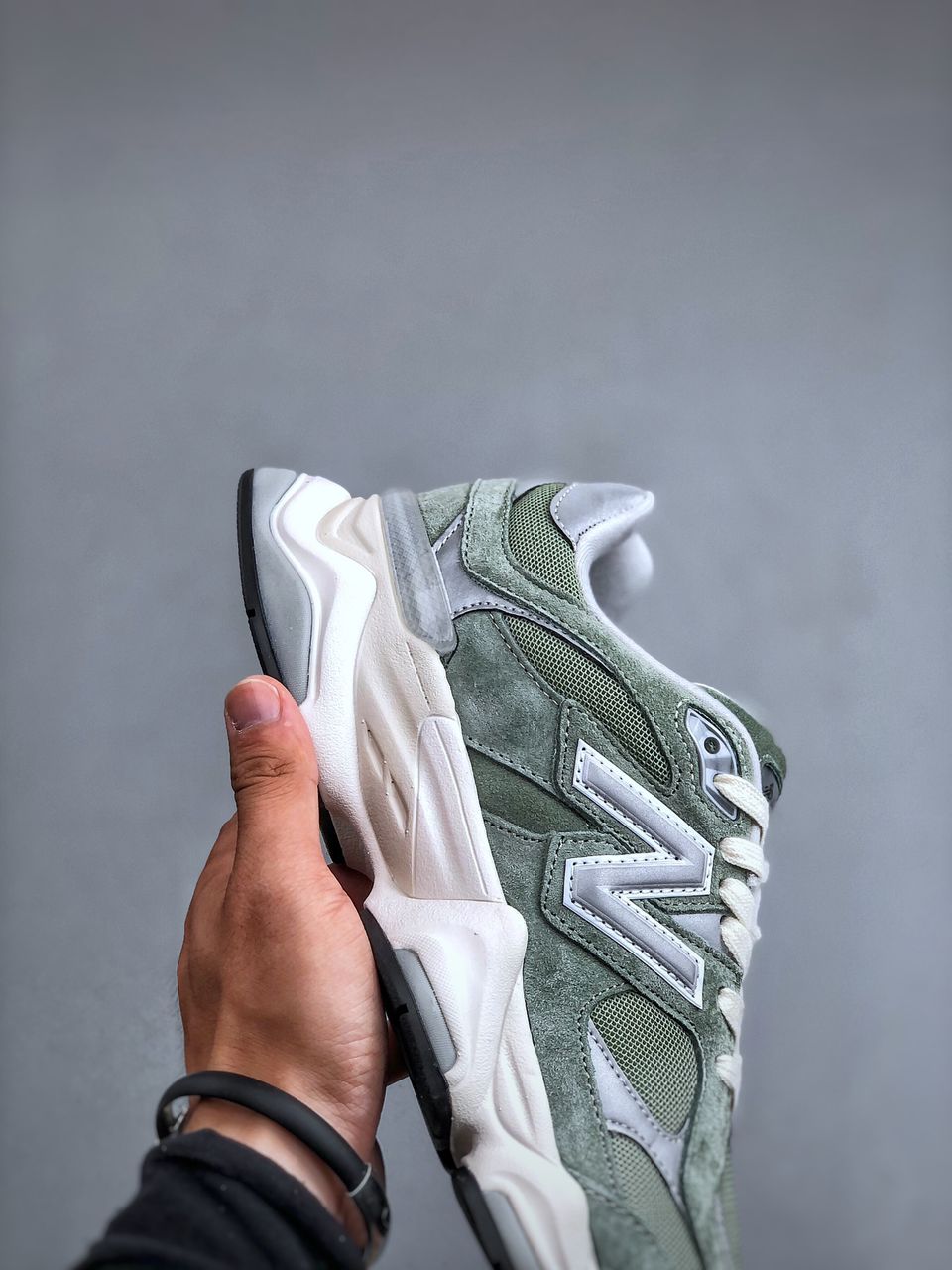 New Balance 9060 Green