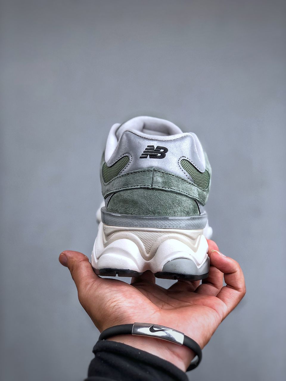 New Balance 9060 Green