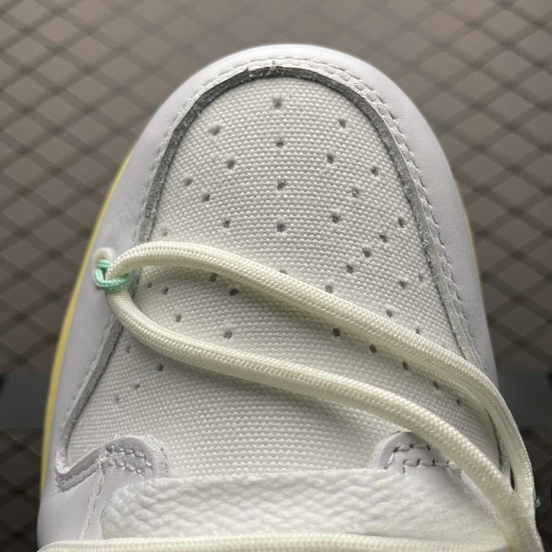 Off-White x Dunk Low « Lot 01 de 50